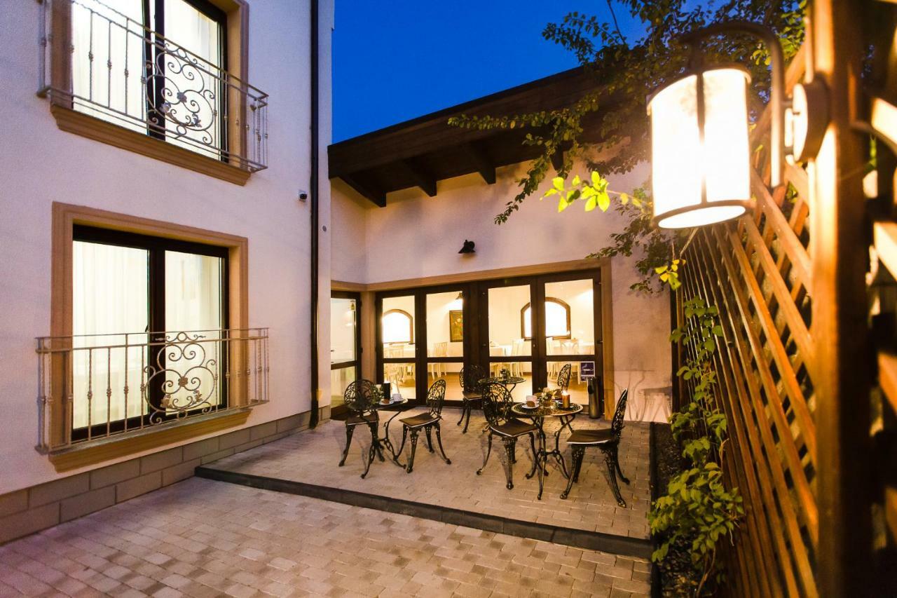 Ave, Alba! Alba Iulia Exterior foto